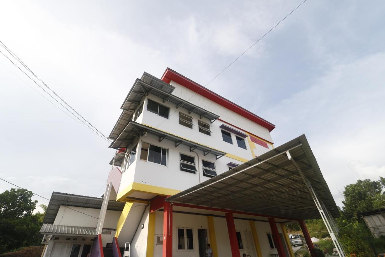 巴厘巴板 Reddoorz Syariah Near Bscc Dome酒店 外观 照片