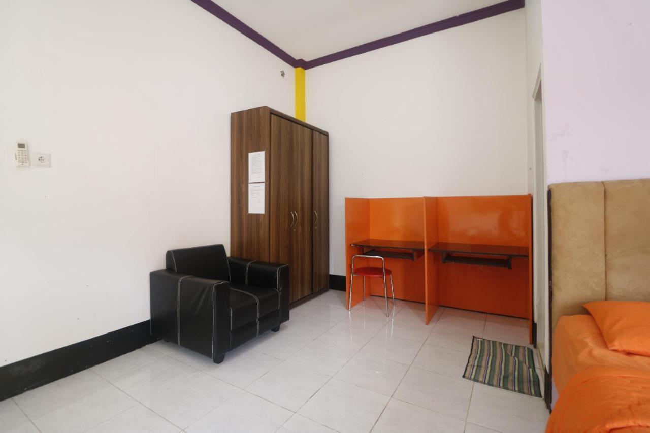 巴厘巴板 Reddoorz Syariah Near Bscc Dome酒店 外观 照片
